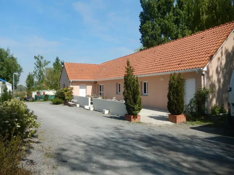 CAMPING LES HUIT RUES 768x576