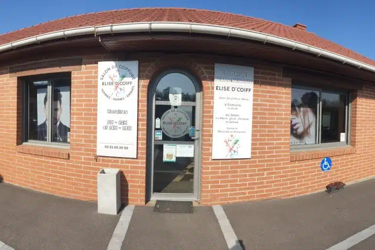 salon de coiffure 768x512