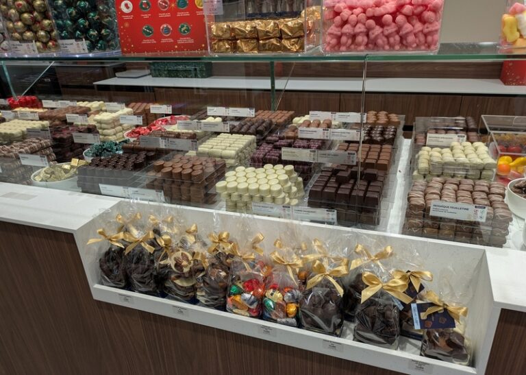 PXL 20251216 123039957 768x547