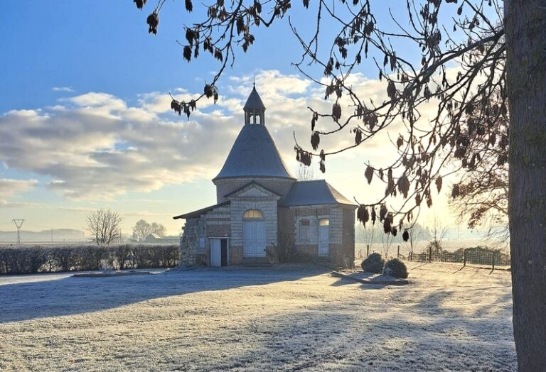 CHAPELLE DU QUESNOY busnes 768x524
