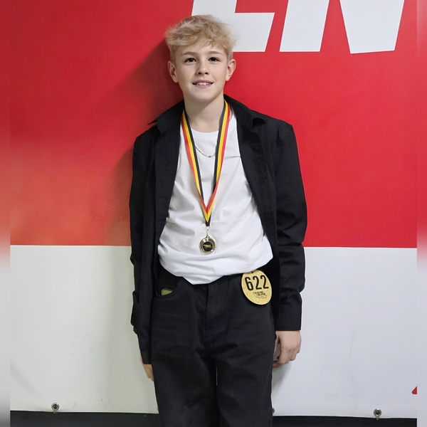 Tom de Bourecq est finaliste de l'élection Top Model Belgique Tom de Bourecq est finaliste de l'élection Top Model Belgique