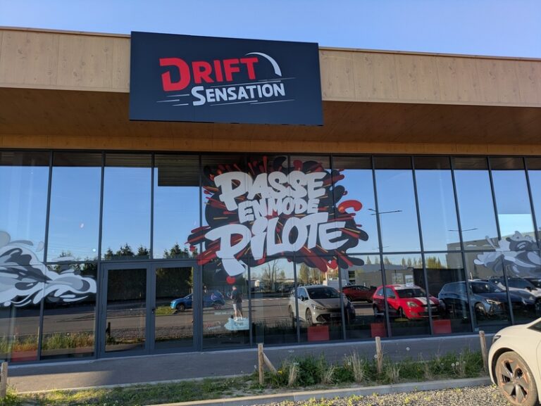 PXL 20260408 170128510.MP  768x577